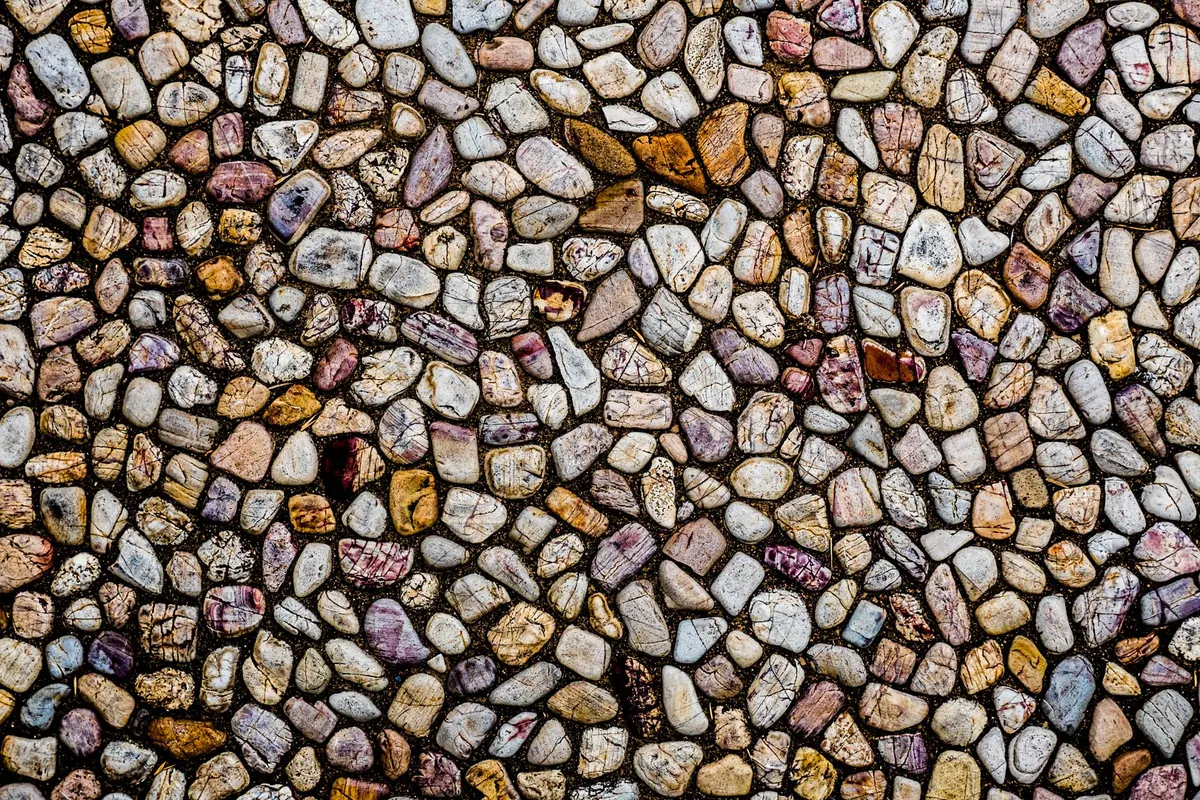 How to Make a Pebble Mosaic Trivet in an Afternoon